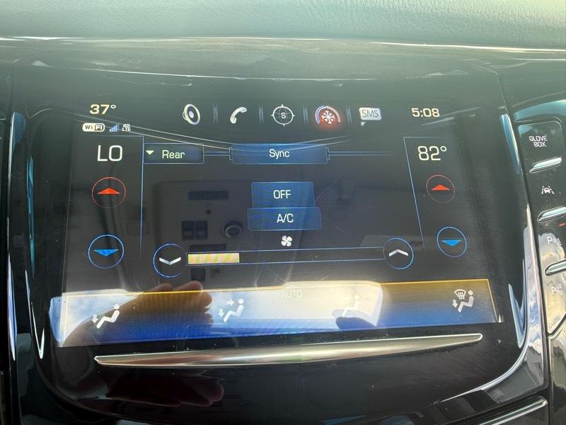 Cadillac Escalade Luxury 4D SUV 4WD 2018