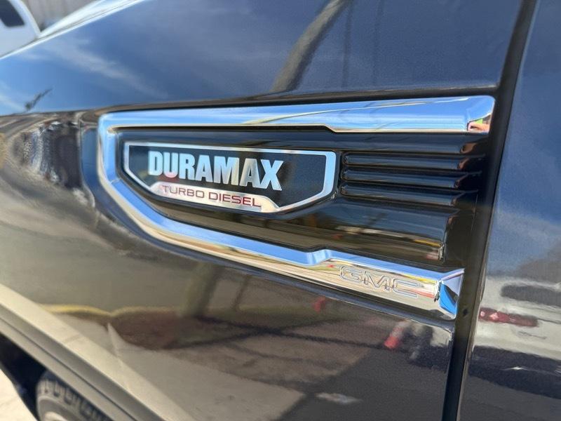 GMC Sierra 1500 Denali Crew Cab 4WD SWB 2023