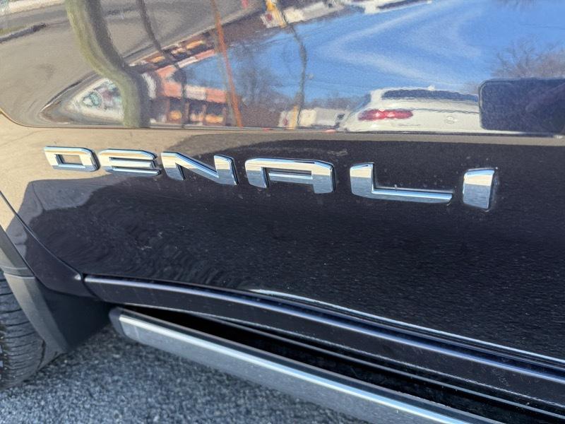 GMC Sierra 1500 Denali Crew Cab 4WD SWB 2023