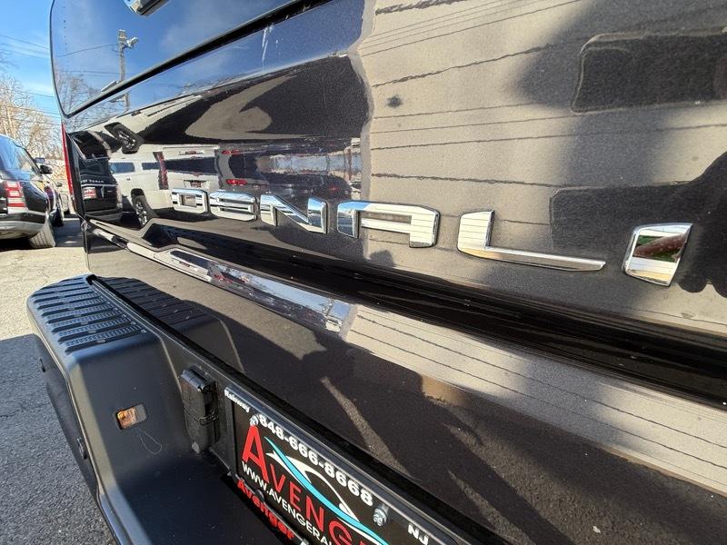 GMC Sierra 1500 Denali Crew Cab 4WD SWB 2023