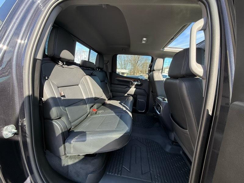 GMC Sierra 1500 Denali Crew Cab 4WD SWB 2023