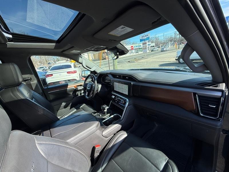 GMC Sierra 1500 Denali Crew Cab 4WD SWB 2023