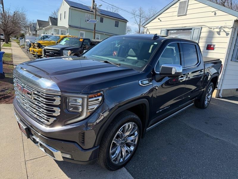 GMC Sierra 1500 Denali Crew Cab 4WD SWB 2023
