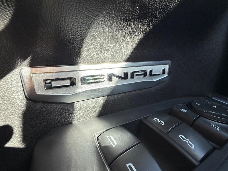 GMC Sierra 1500 Denali Crew Cab 4WD SWB 2023