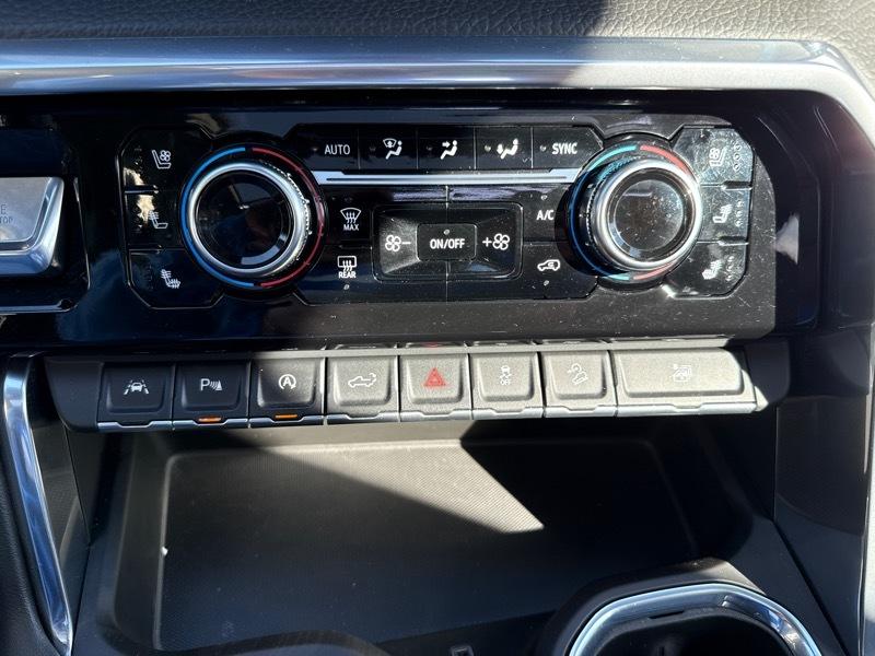 GMC Sierra 1500 Denali Crew Cab 4WD SWB 2023