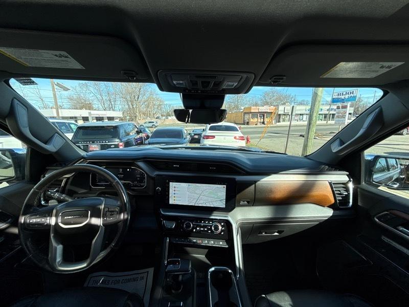 GMC Sierra 1500 Denali Crew Cab 4WD SWB 2023