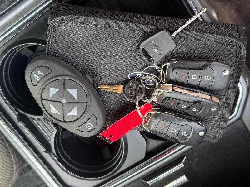 Ford F-250 SD Lariat SuperCab Long Bed 4WD 2017