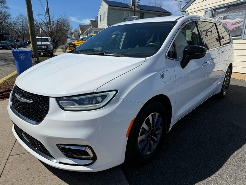 Chrysler Pacifica  2024