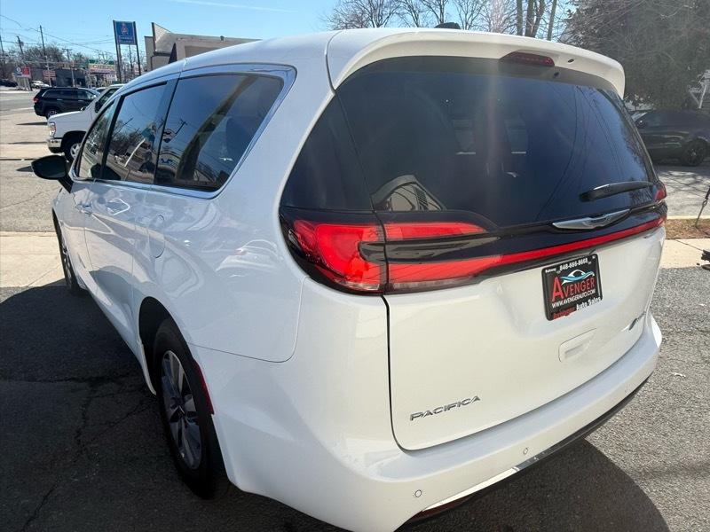 Chrysler Pacifica  2024