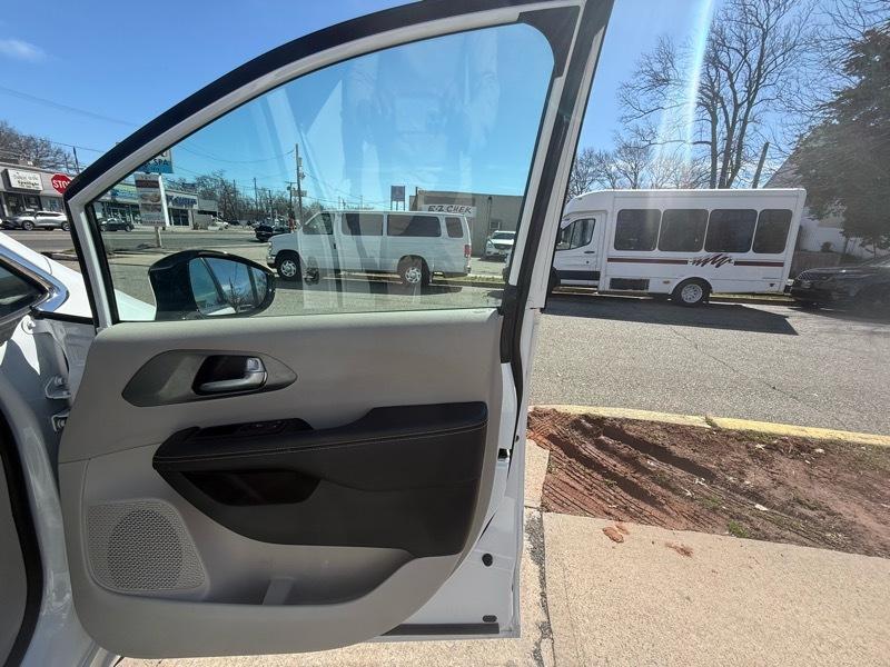 Chrysler Pacifica  2024