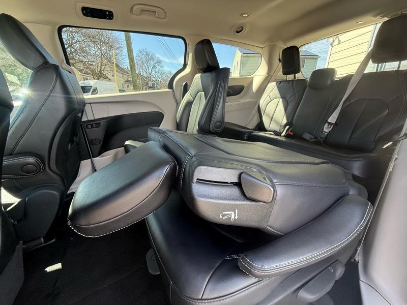 Chrysler Pacifica  2024