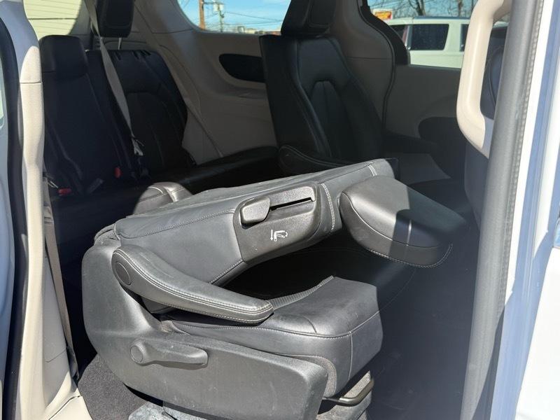 Chrysler Pacifica  2024