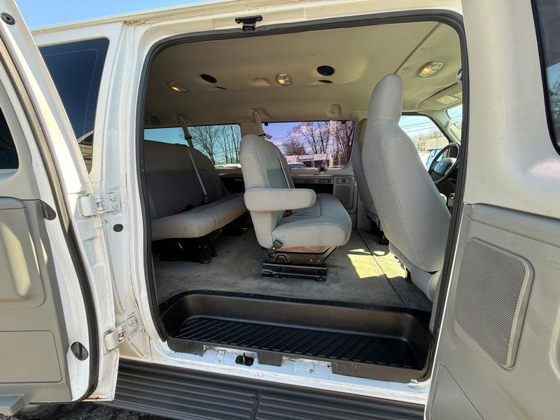 Ford Econoline  2014