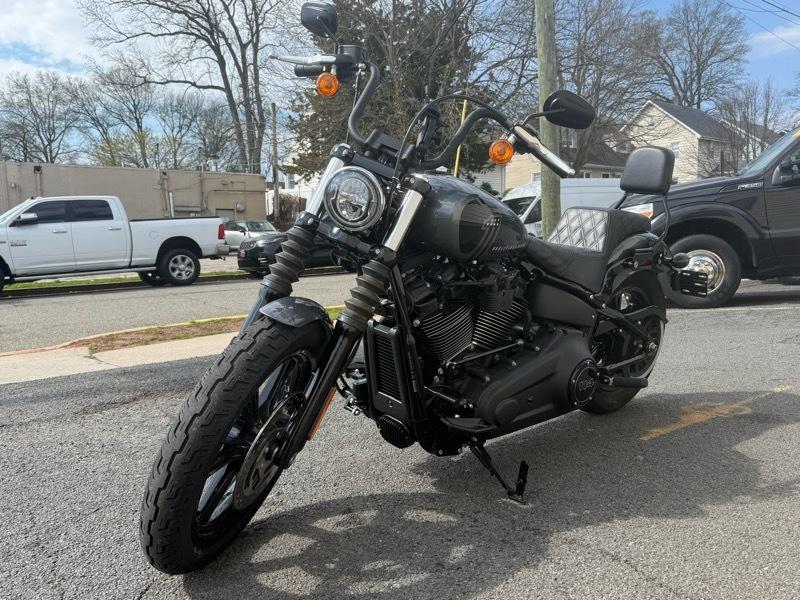 Harley-Davidson Street Bob 114  2022