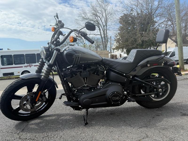 Harley-Davidson Street Bob 114  2022