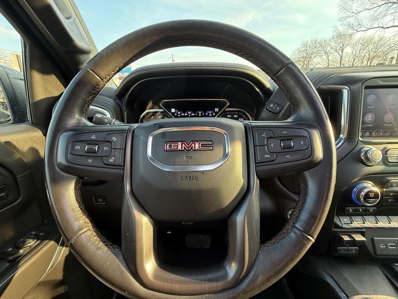 GMC Sierra 1500 AT4 Crew Cab 4WD SWB 2021