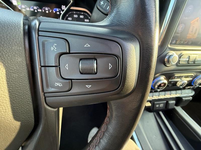 GMC Sierra 1500 AT4 Crew Cab 4WD SWB 2021