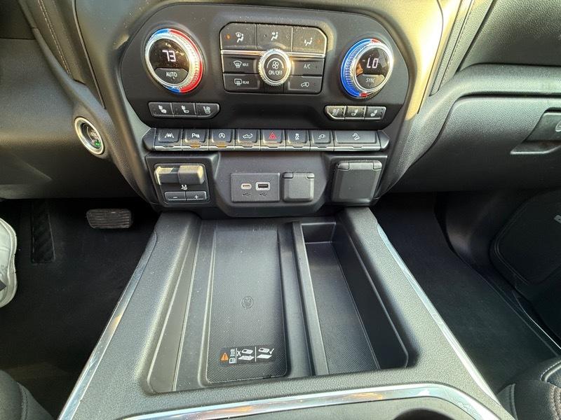 GMC Sierra 1500 AT4 Crew Cab 4WD SWB 2021