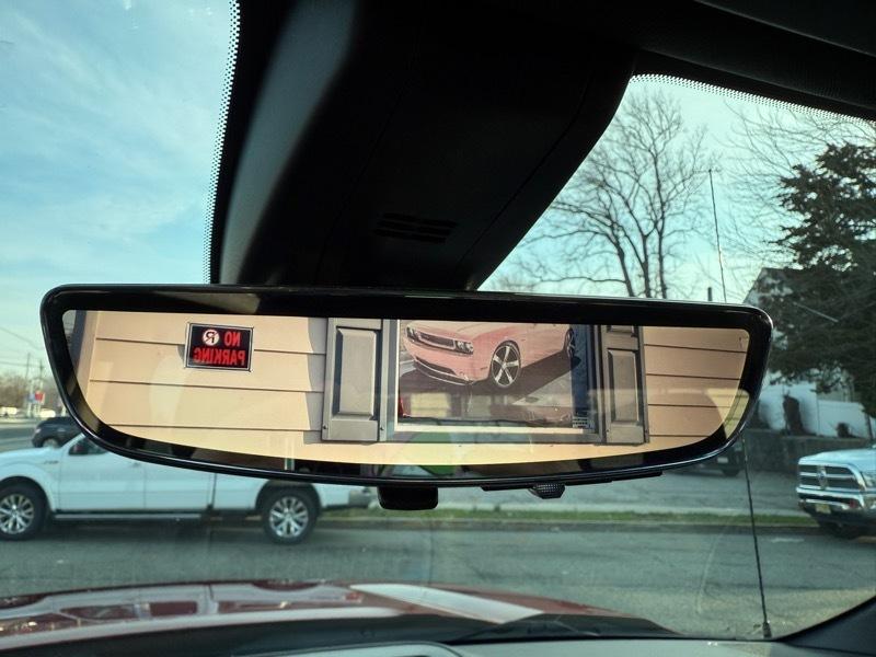 GMC Sierra 1500 AT4 Crew Cab 4WD SWB 2021