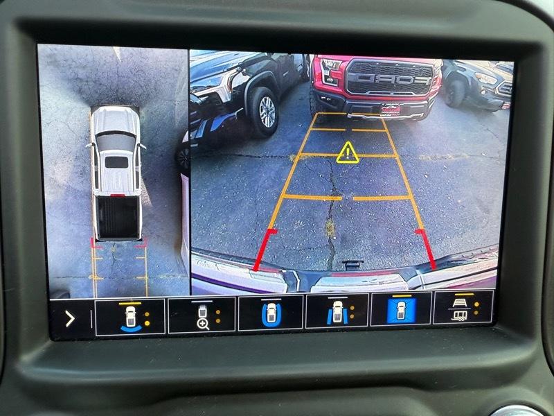 GMC Sierra 1500 AT4 Crew Cab 4WD SWB 2021