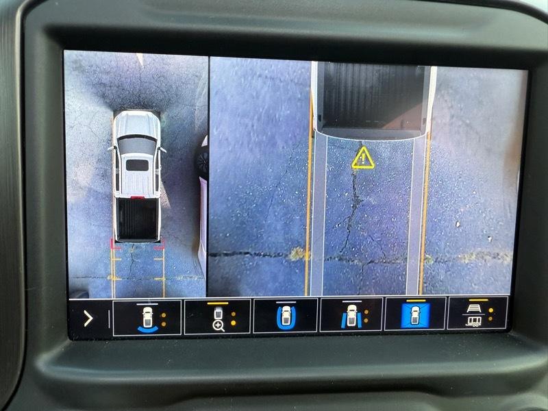 GMC Sierra 1500 AT4 Crew Cab 4WD SWB 2021