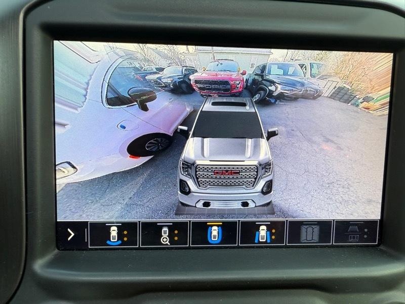 GMC Sierra 1500 AT4 Crew Cab 4WD SWB 2021