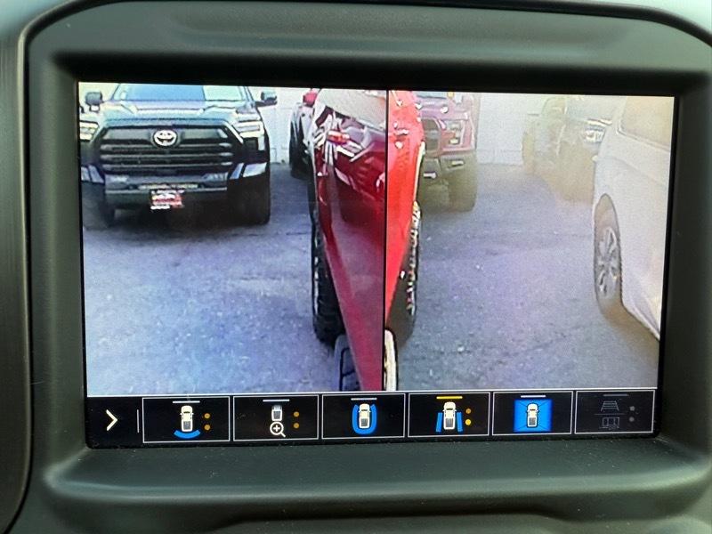 GMC Sierra 1500 AT4 Crew Cab 4WD SWB 2021