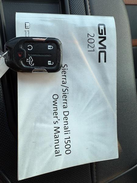 GMC Sierra 1500 AT4 Crew Cab 4WD SWB 2021