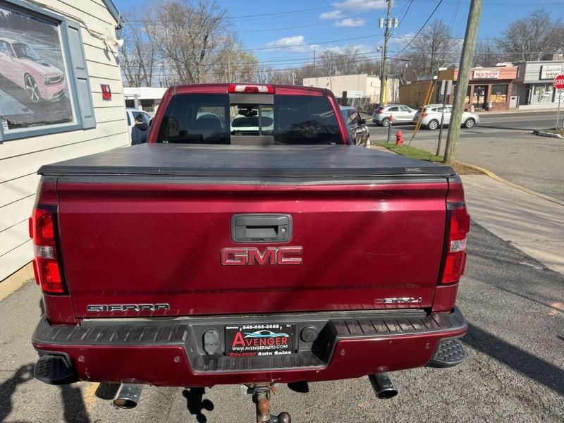 GMC Sierra 1500 Denali Crew Cab 4WD 2015