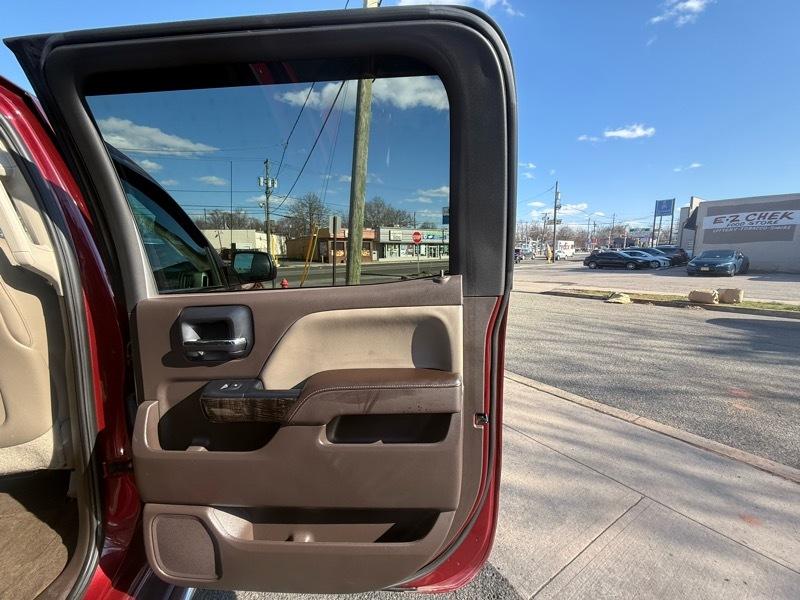 GMC Sierra 1500 Denali Crew Cab 4WD 2015