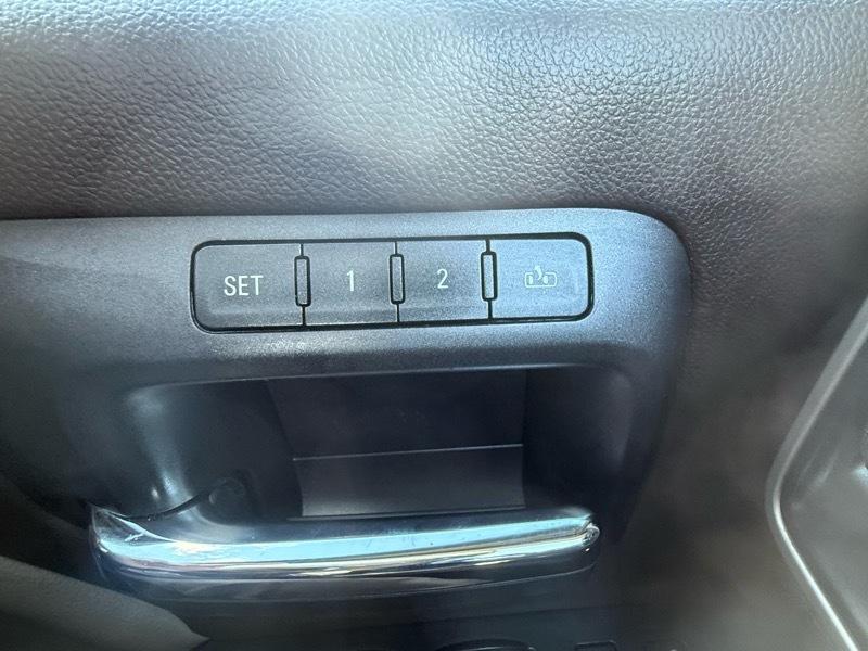 GMC Sierra 1500 Denali Crew Cab 4WD 2015