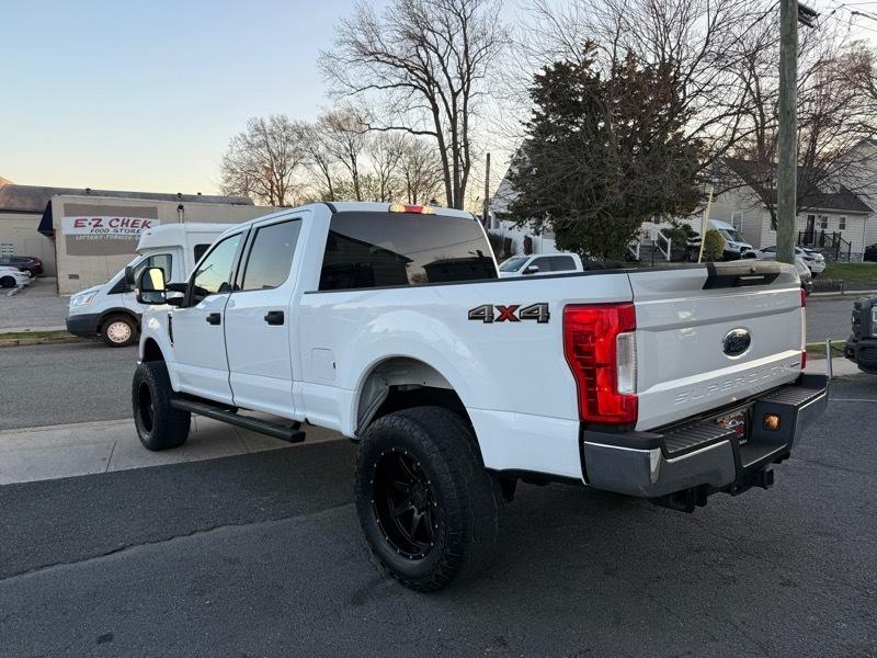 Ford F-250 SD Crew Cab 4WD 2018