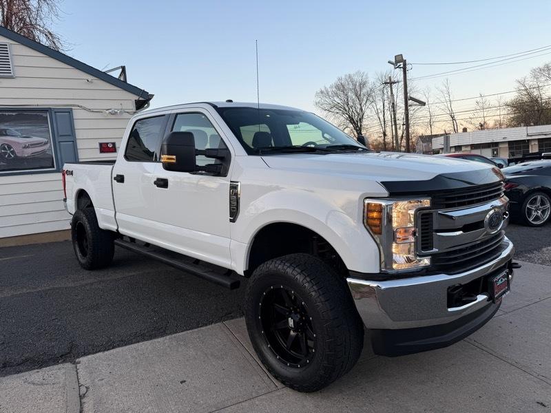 Ford F-250 SD Crew Cab 4WD 2018