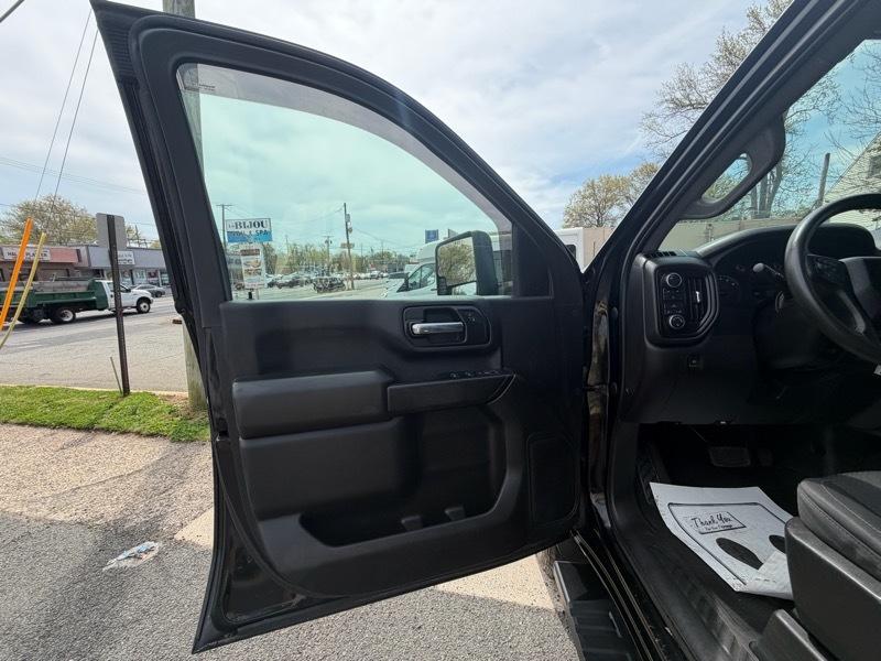 Chevrolet Silverado 2500HD 4WD Crew Cab 159" Custom 2022