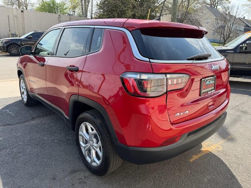 Jeep Compass Sport 4D SUV 4WD 2024