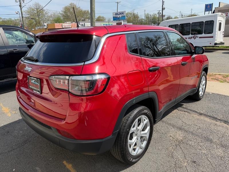 Jeep Compass Sport 4D SUV 4WD 2024