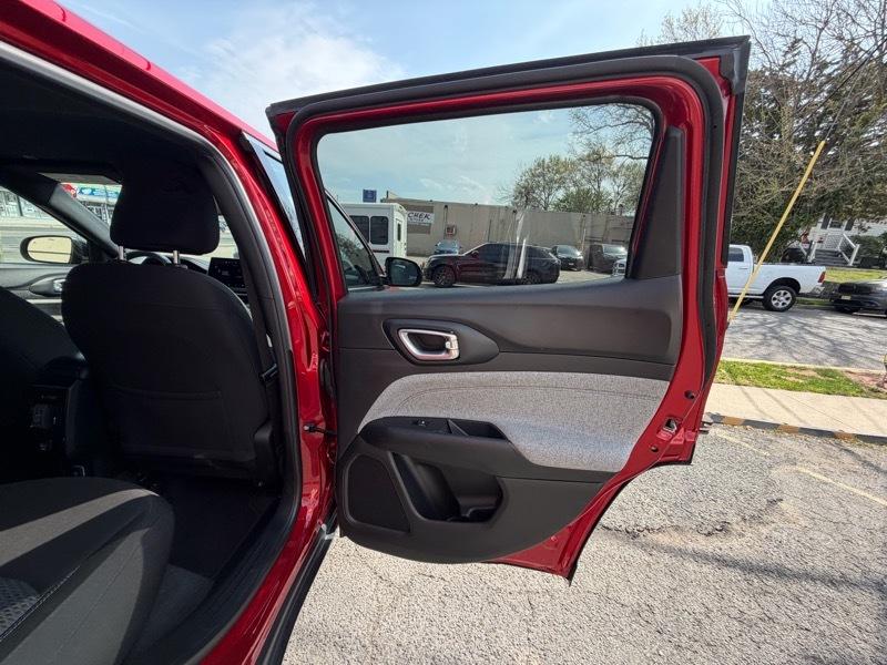 Jeep Compass Sport 4D SUV 4WD 2024