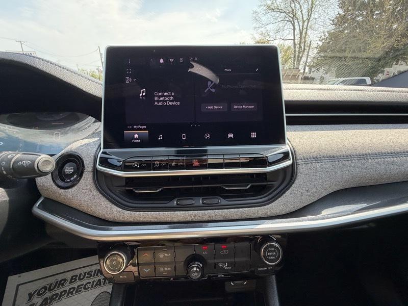 Jeep Compass Sport 4D SUV 4WD 2024