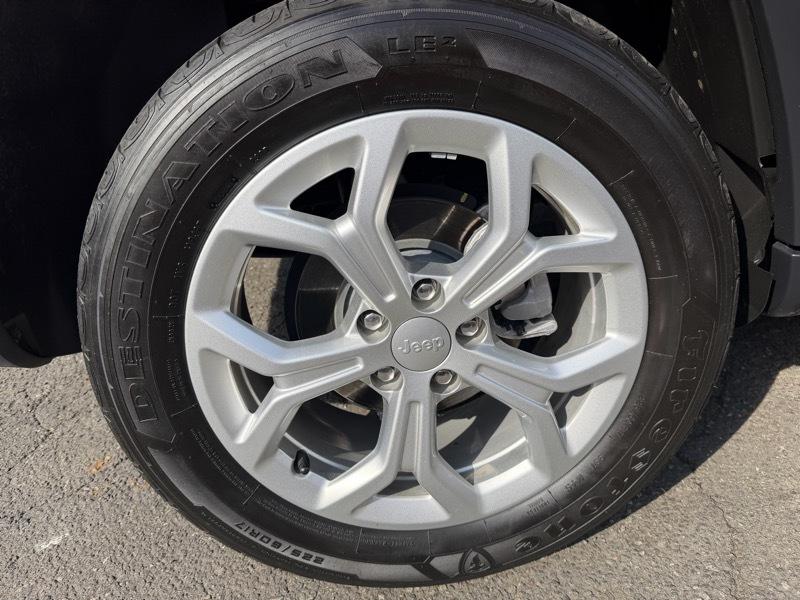 Jeep Compass Sport 4D SUV 4WD 2024