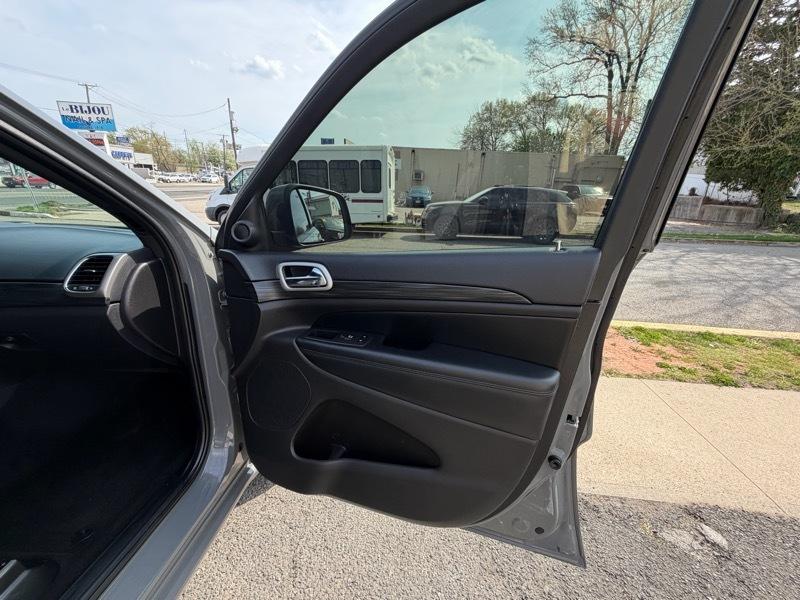 Jeep Grand Cherokee 4WD 4dr Laredo Altitude *Ltd Avail* 2021