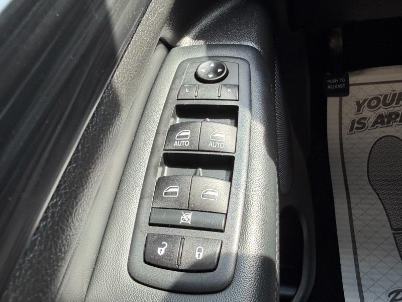 Jeep Grand Cherokee 4WD 4dr Laredo Altitude *Ltd Avail* 2021