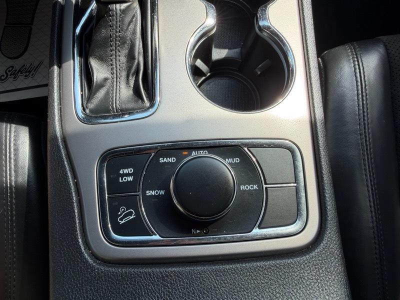 Jeep Grand Cherokee 4WD 4dr Laredo Altitude *Ltd Avail* 2021