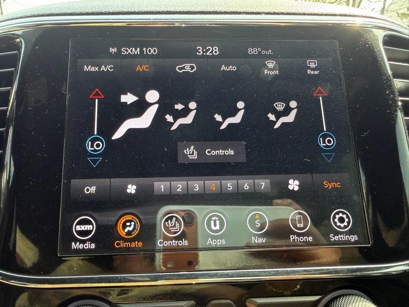 Jeep Grand Cherokee 4WD 4dr Laredo Altitude *Ltd Avail* 2021