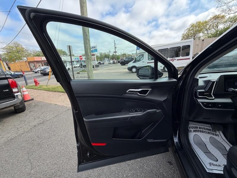 Kia Sportage LX FWD 2023