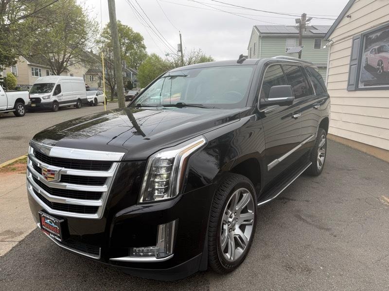 Cadillac Escalade Luxury 4D SUV 4WD 2020