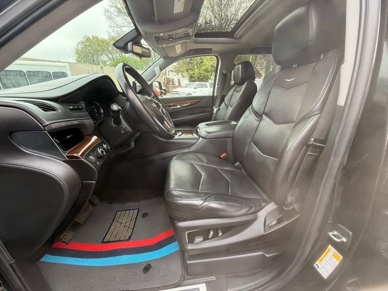 Cadillac Escalade Luxury 4D SUV 4WD 2020