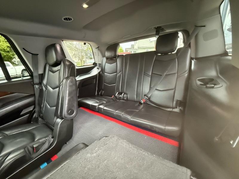 Cadillac Escalade Luxury 4D SUV 4WD 2020