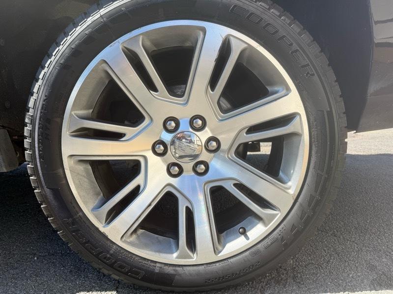 Cadillac Escalade Luxury 4D SUV 4WD 2020