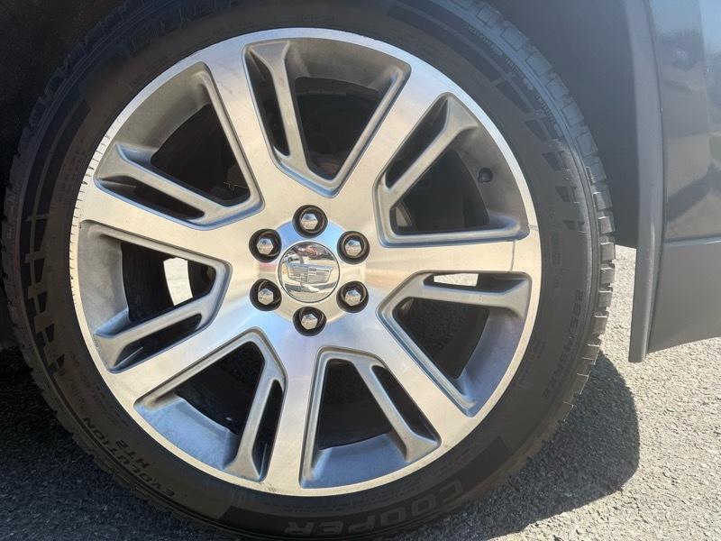 Cadillac Escalade Luxury 4D SUV 4WD 2020