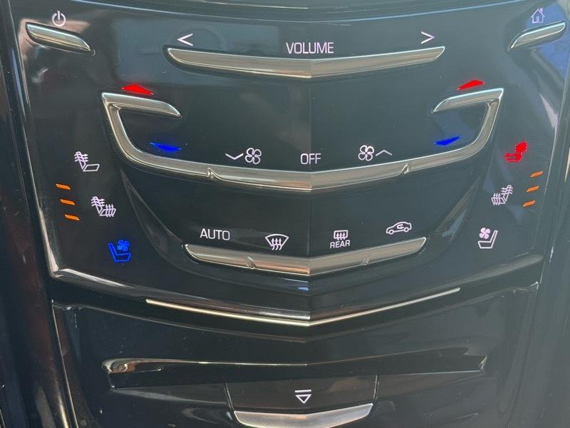 Cadillac Escalade Luxury 4D SUV 4WD 2020